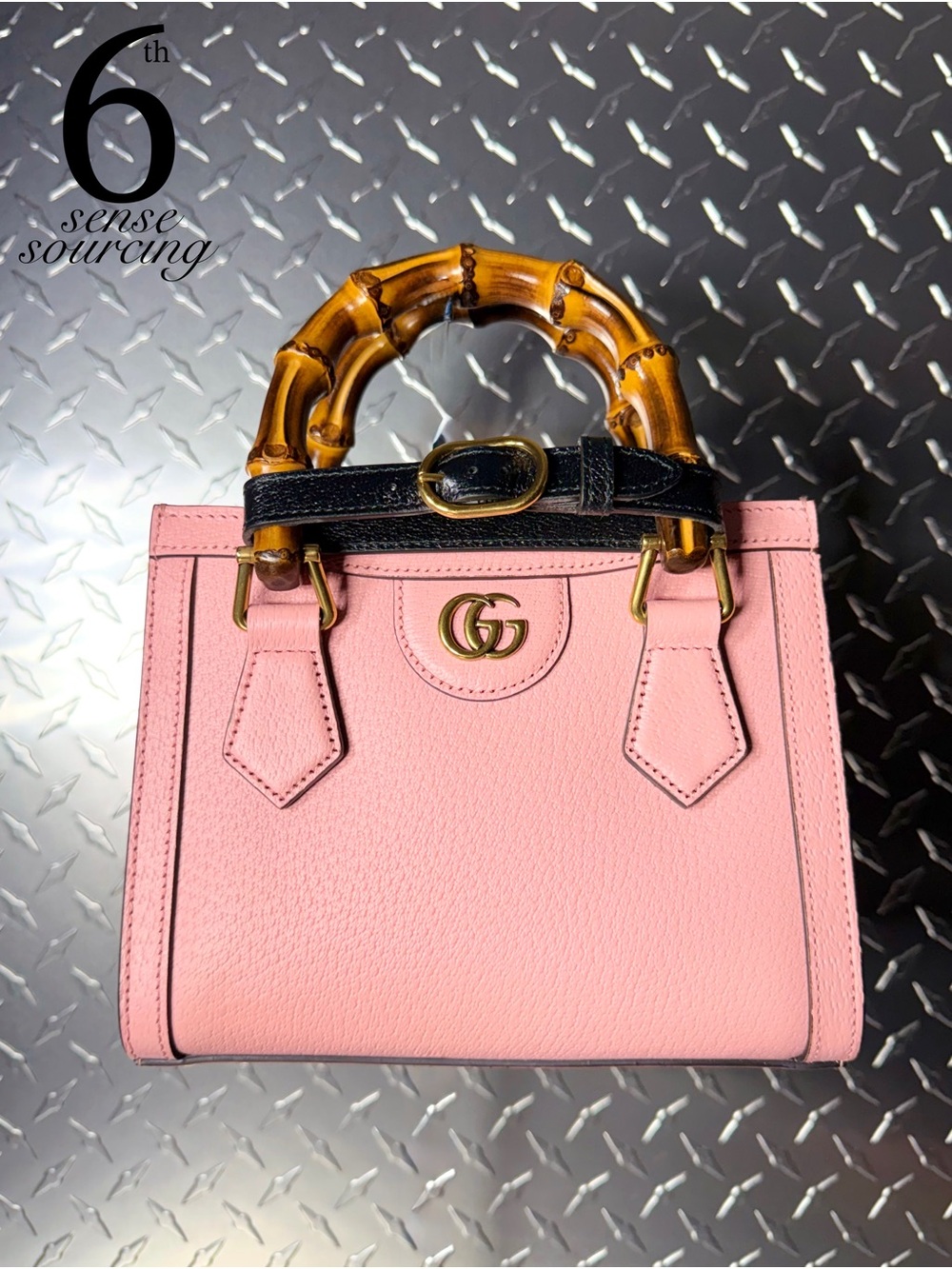 Gucci Calfskin Mini Diana Bamboo Handle Bag in Pink